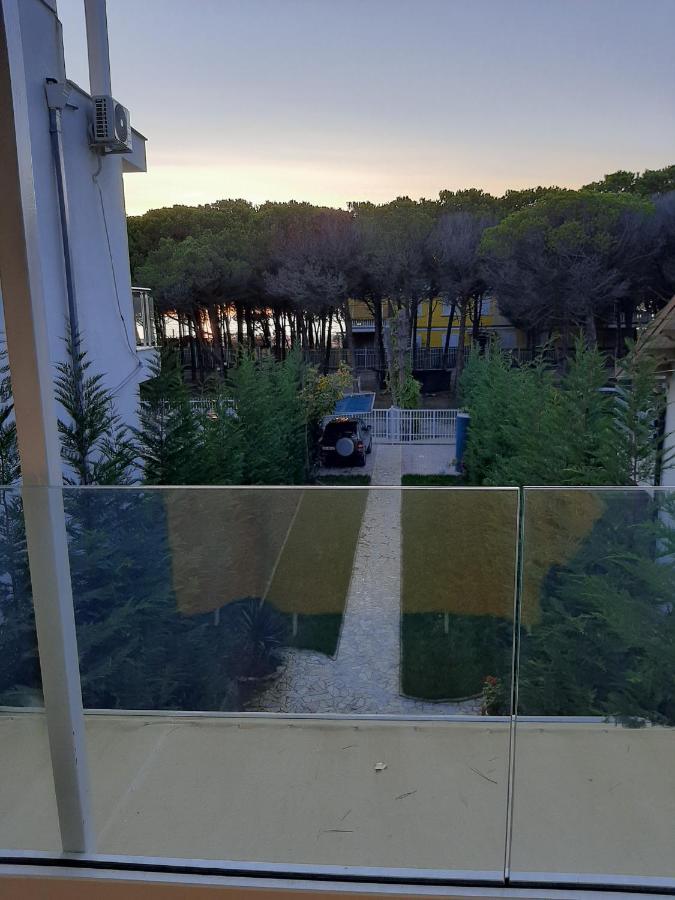 Villa Leyland Golem  Εξωτερικό φωτογραφία